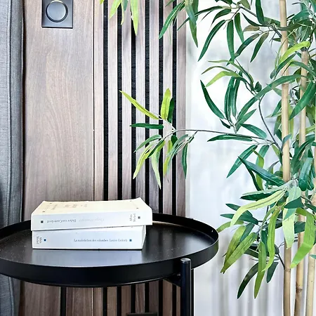 Chic Flat In Pantheon & Luxembourg Garden アパート
