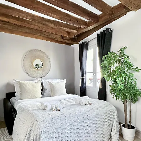 Chic Flat In Pantheon & Luxembourg Garden * パリ